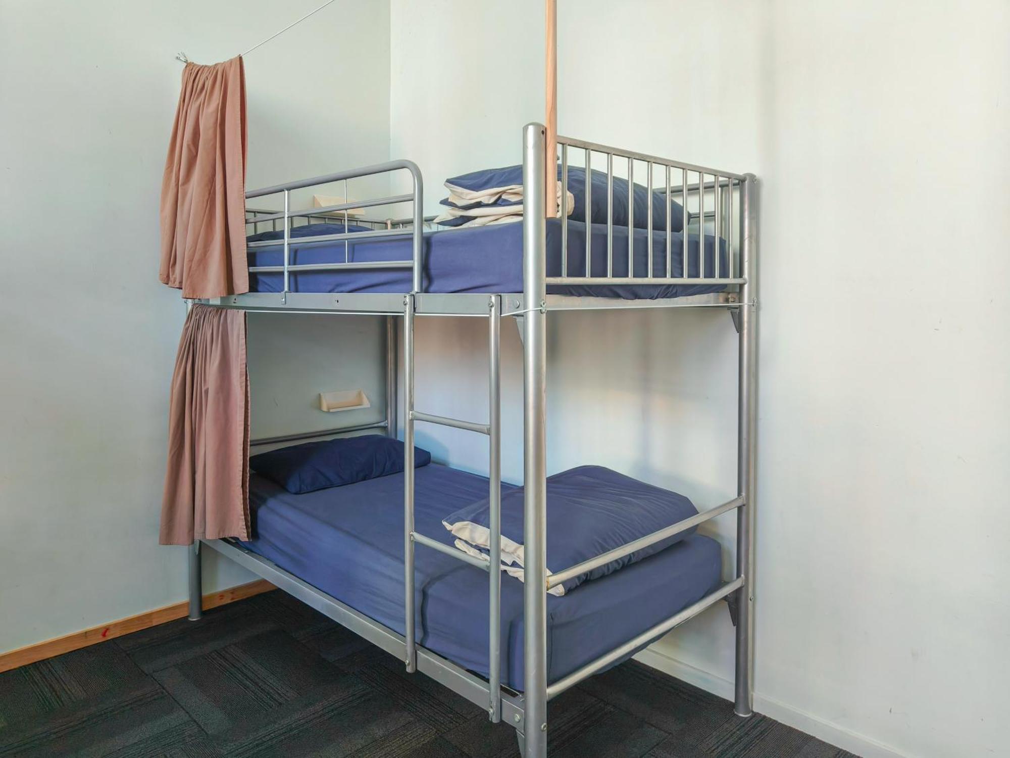 Metro Adventurer Backpackers Hostel Auckland Exterior foto