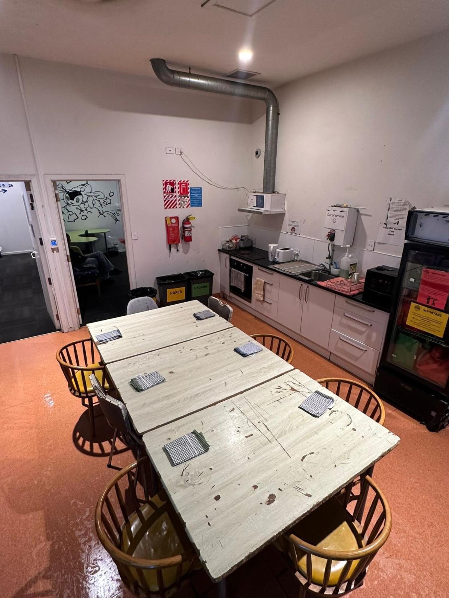 Metro Adventurer Backpackers Hostel Auckland Exterior foto